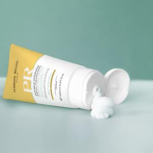 Scrub esfoliante 2 in 1 per peli incarniti 150 ml