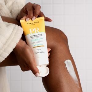 Scrub esfoliante 2 in 1 per peli incarniti 150 ml